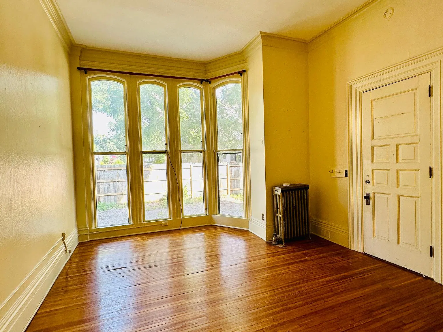 434 Cherry St SE — Photo 2