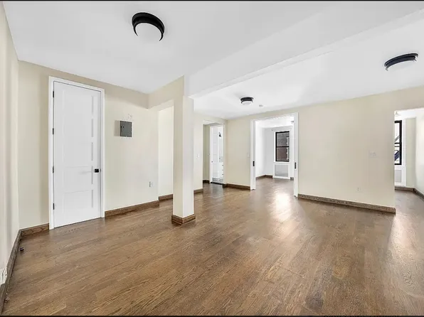 885 Tenth Avenue image 1 of 11