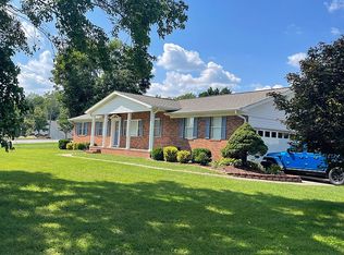 2430 Old Cedarwood Dr NW, Concord, NC 28027