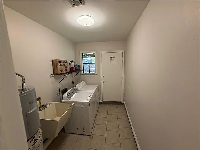 1349 Clausel St — Photo 10