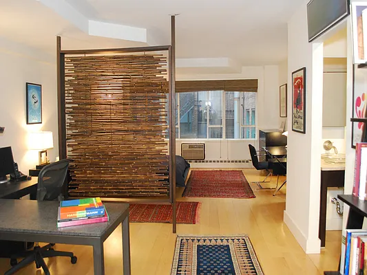 Sold by Sotheby's International Realty | media 29