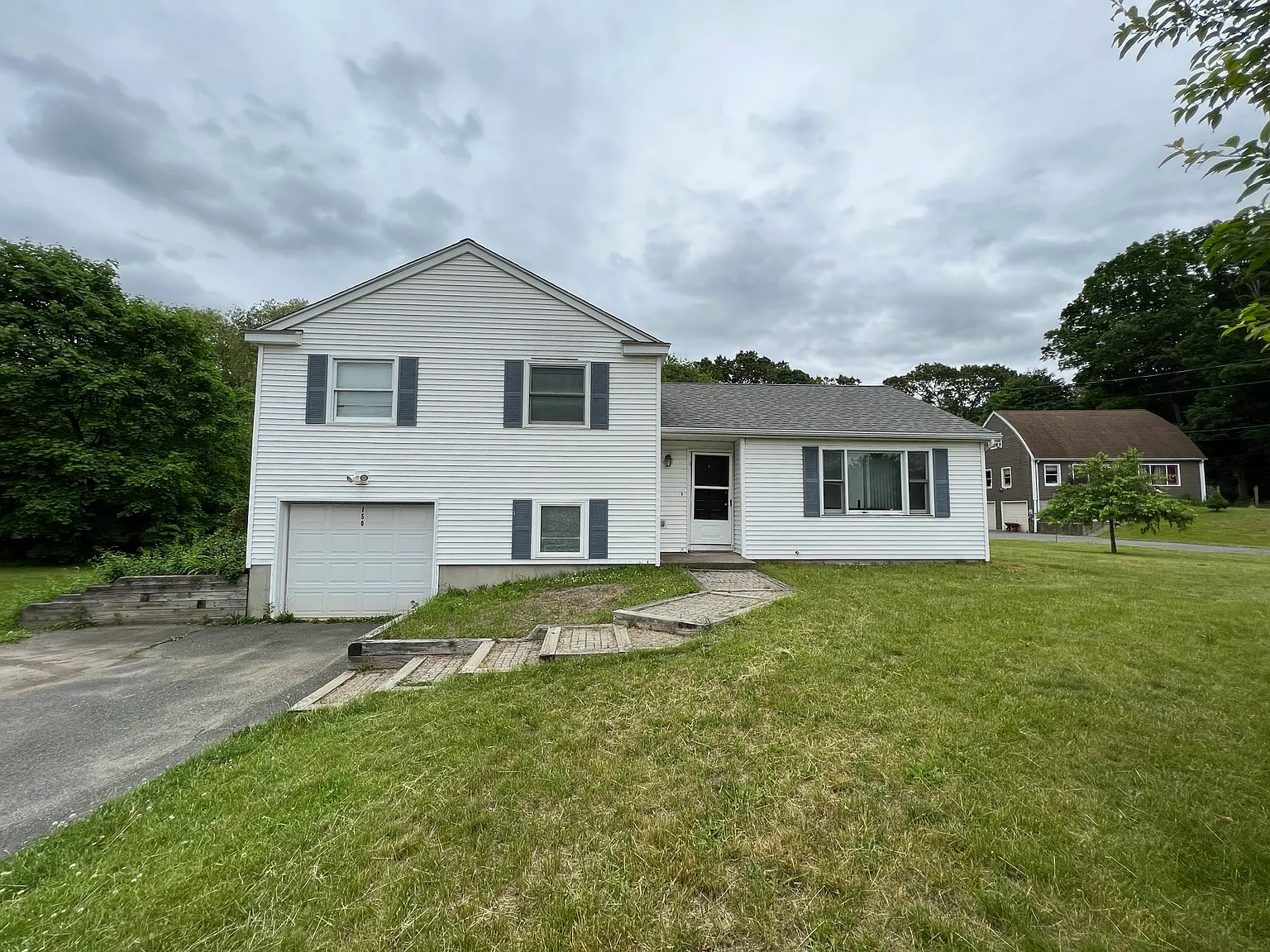 150 Old Amherst Road - 1 — Photo 1