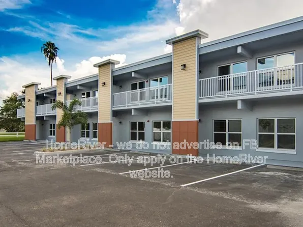 3300 Oak St NE APT 101, Saint Petersburg, FL 33704