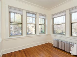 4870 N Washtenaw Ave, Chicago, IL 60625