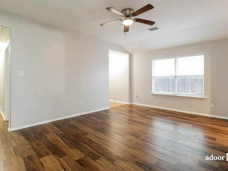 9722 Dusty Ridge Ln — Photo 5