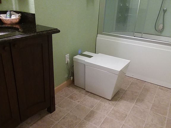 Kohler Numi toilet with bidet