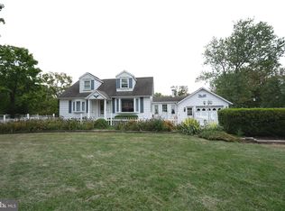866 Ridge Rd, Telford, PA 18969