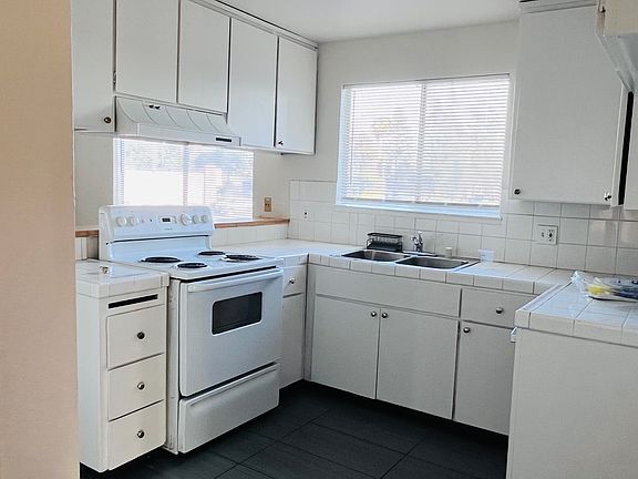 4th image of 2504 Antoine Ct