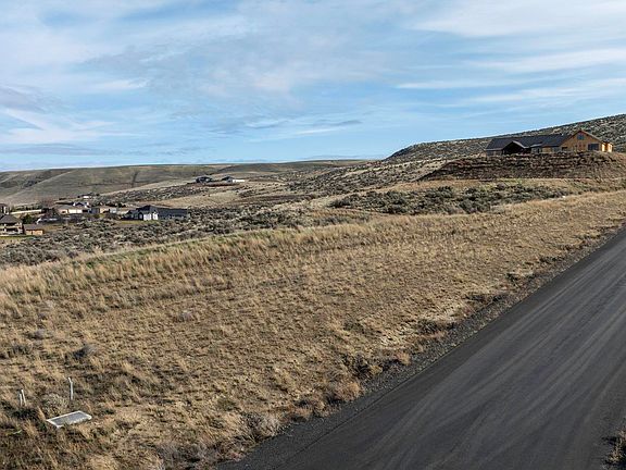 2nd image of 72810 Homestead Rd