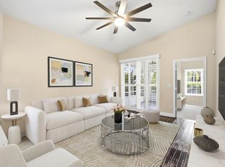 10725 Pelican Dr, Wellington, FL 33414