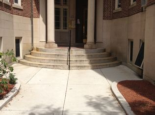 3 Concord Ave APT 6, Cambridge, MA 02138