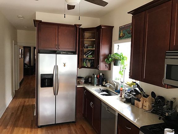 2nd image of 2452 N Francisco Ave #2