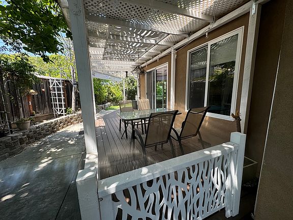 Sideyard