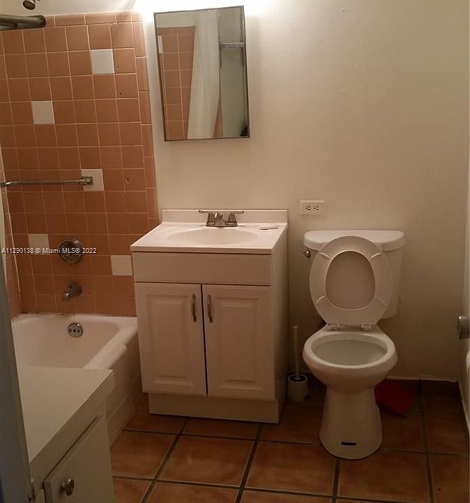 1st image of 1250 West Ave APT 6I