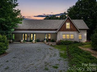103 Old Saluda Dr, Saluda, NC 28773