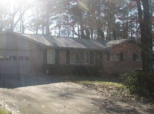 5626 Mountainbrooke Ct, Stone Mountain, GA 30087