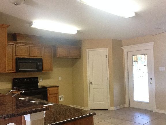 2nd image of 3209 White Tail Dr