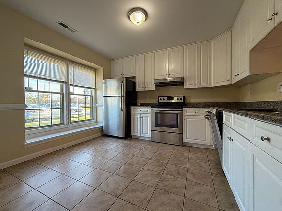 2nd image of 4780 Marlwood Way