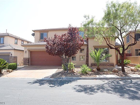 3rd image of 5563 Candle Pine Way