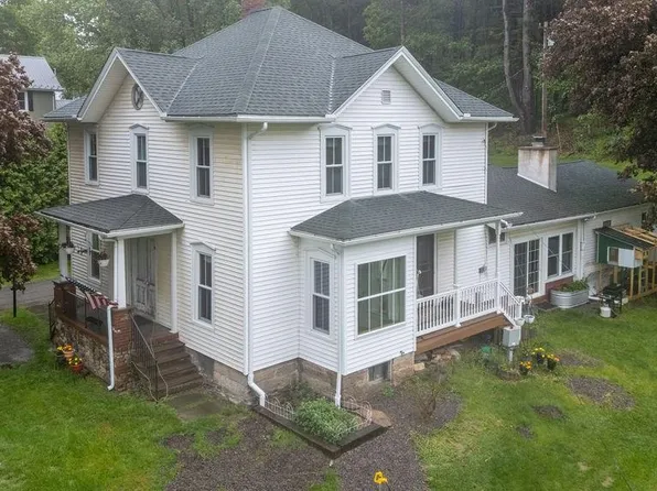 2779 Stony Fork Rd, Wellsboro, PA 16901