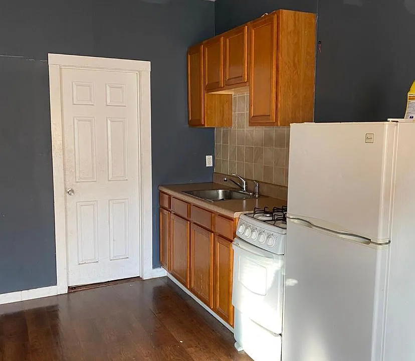 1735 W Erie Ave #2F