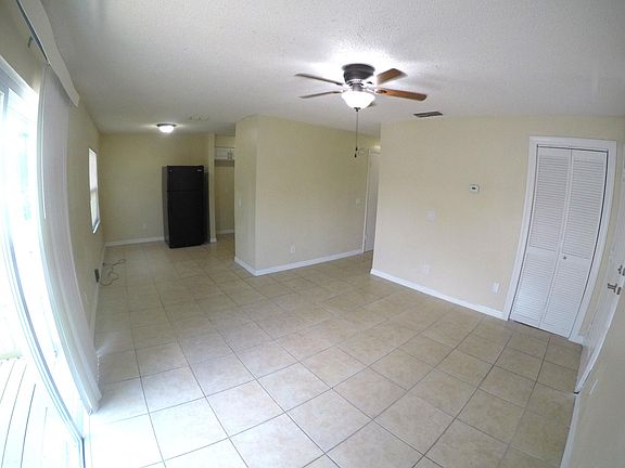 3rd image of 7104 Kissimmee St