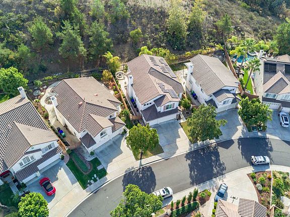4th image of 11937 Acacia Glen Ct
