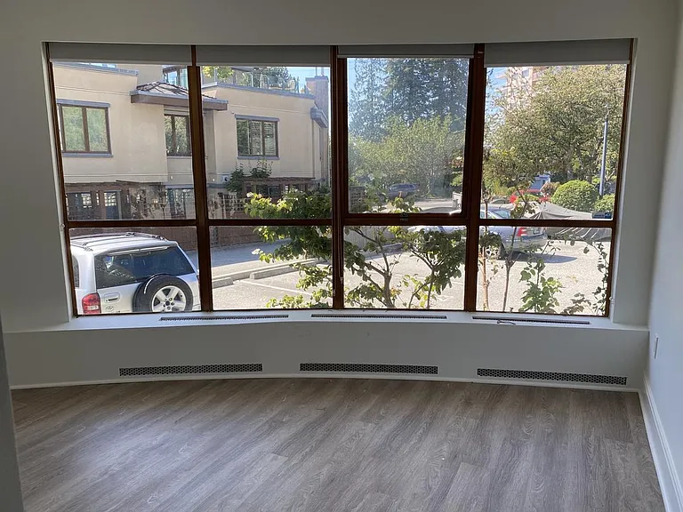 2190 Bellevue Ave — Photo 15