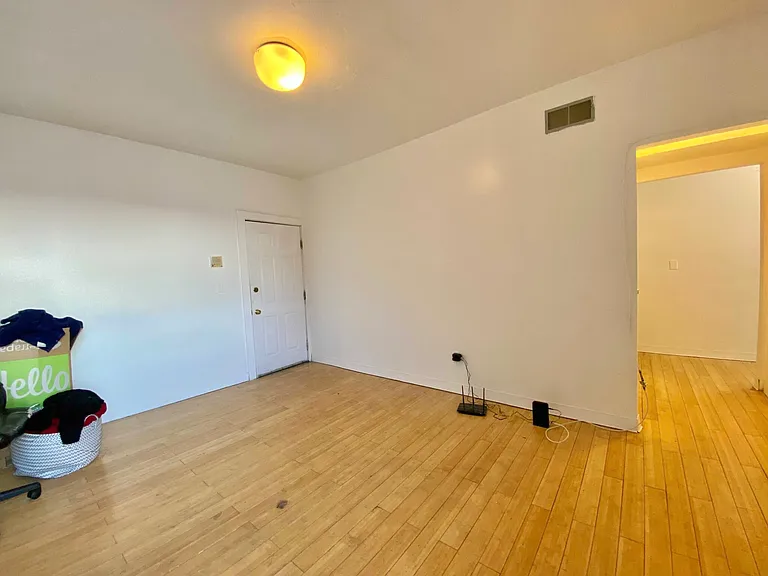 243 Harvard Ave #6 — Photo 15