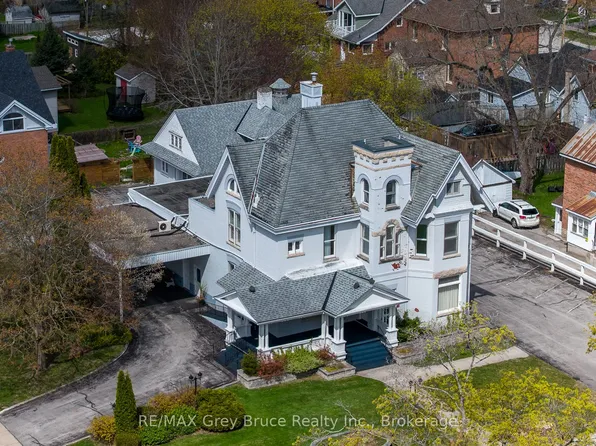 1178 4th Ave W, Owen Sound, ON N4K 4W5