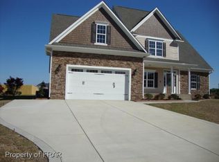 5309 Pride Ln, Hope Mills, NC 28348