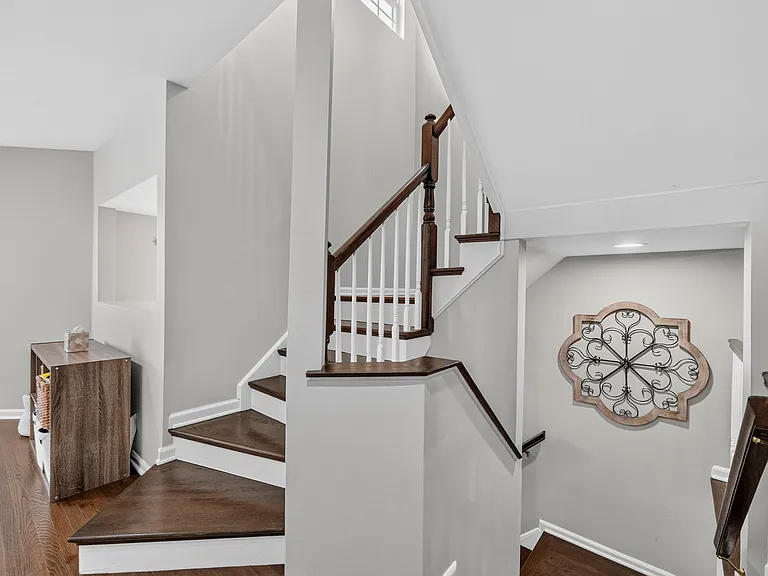 8 Sycamore Ln — Photo 24