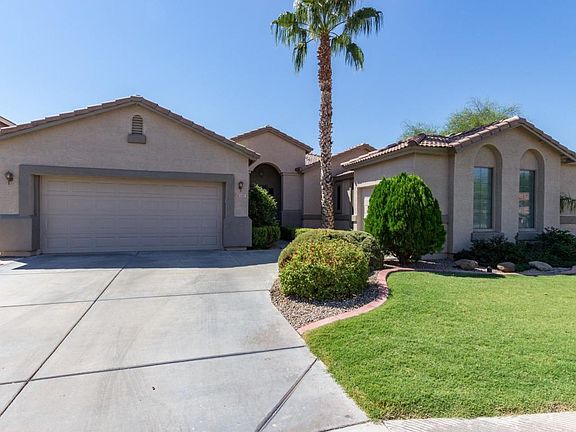 2nd image of 1537 E Carob Dr
