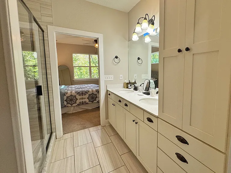 2523 Oleander St — Photo 33