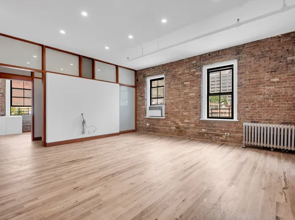16 Hudson Street PHE image 3 of 11