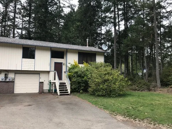1585 NW Palmer Ln, Bremerton, WA 98311