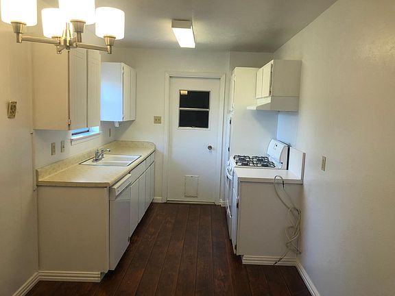 5th image of 1300 Shelmar Dr