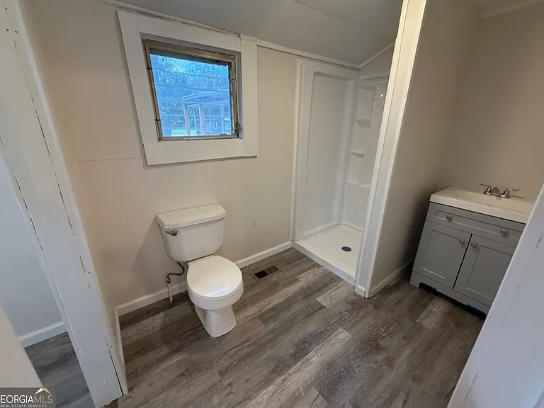 604 Shy St — Photo 19