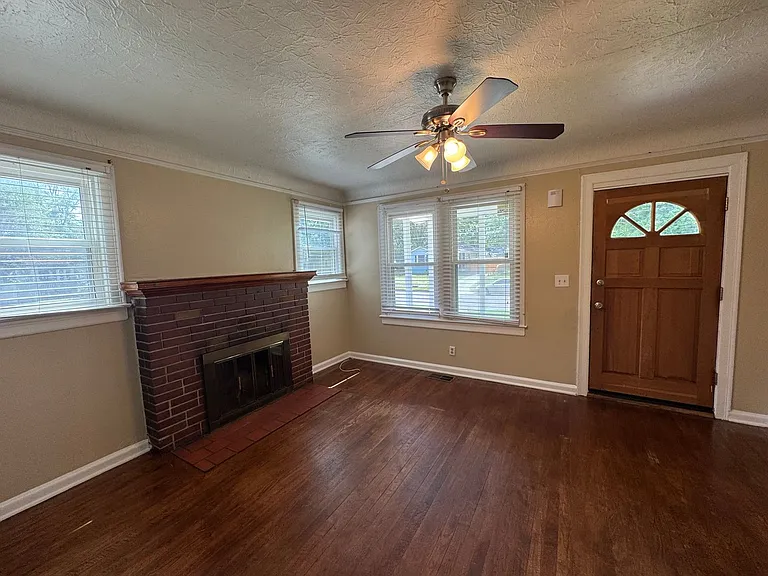 3609 Dellwood Ave — Photo 11