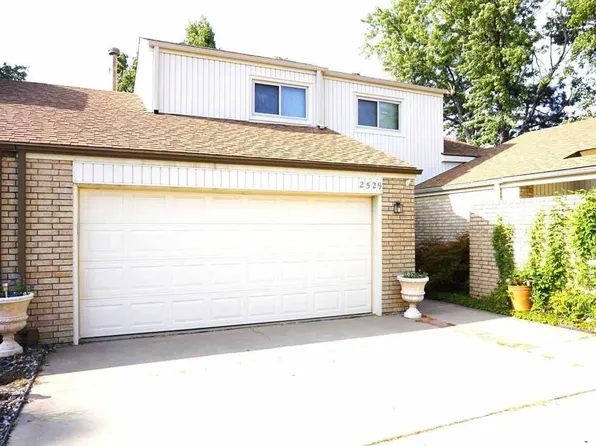 2529 Windsor Rd, Ponca City, OK 74601