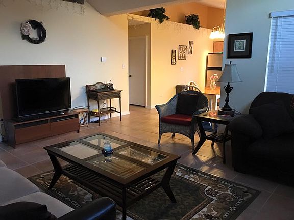 3rd image of 2506 Davenport Cir