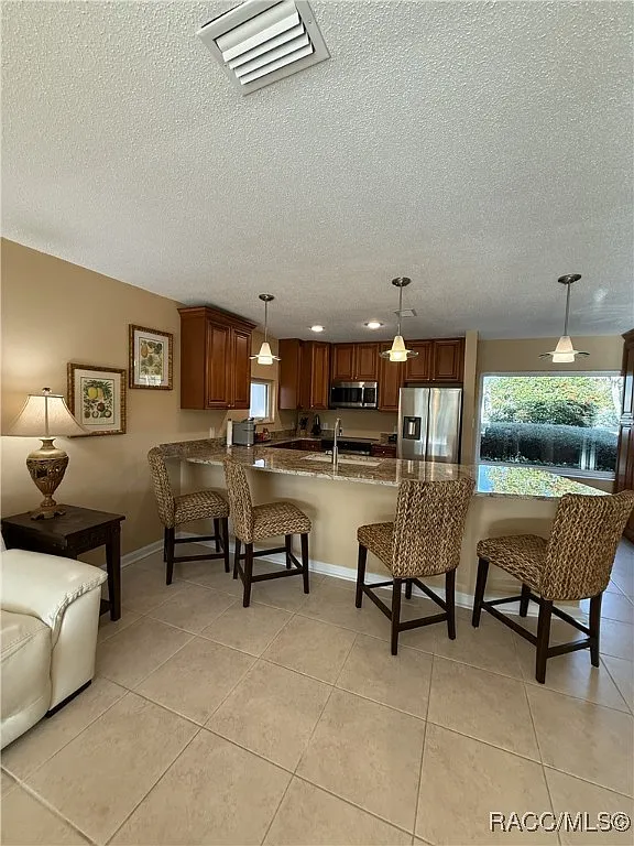 2 bed, 1104 sqft, $2,500 — Photo 2