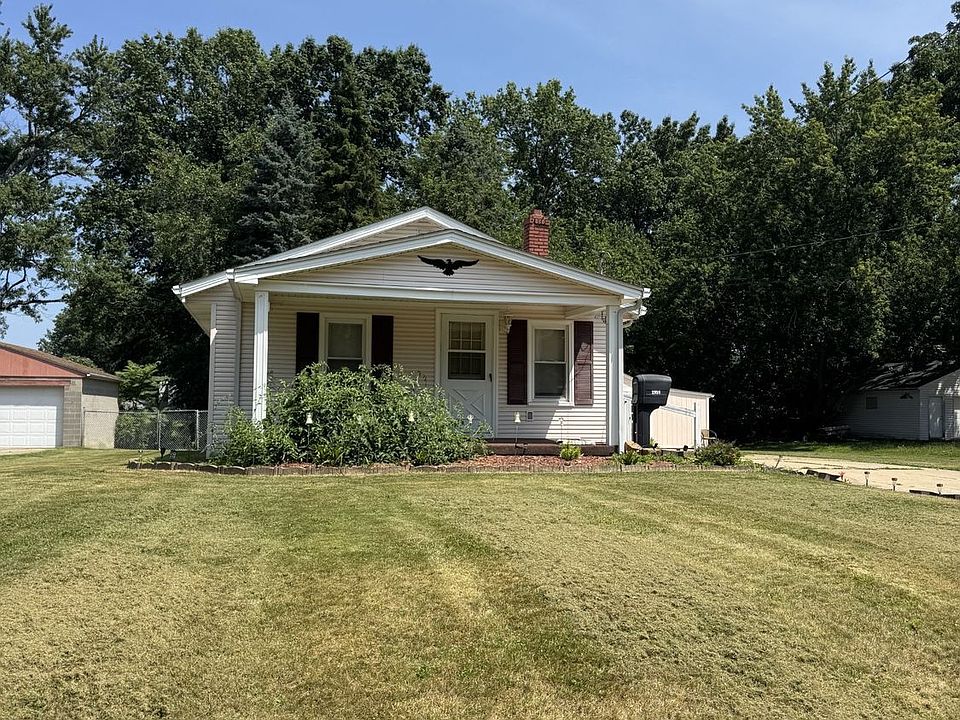 1st image of 2859 Robindale Ave