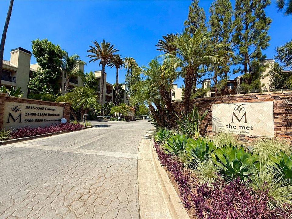 1st image of 5530 Owensmouth Ave APT 127