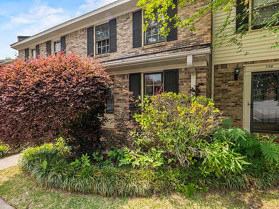 2nd image of 157 Jefferson Pl