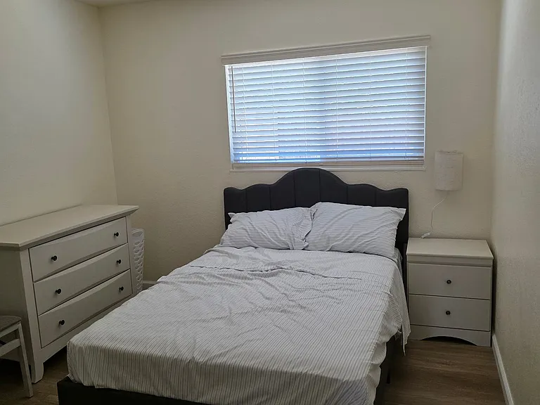 3928 Talmage Ct — Photo 23