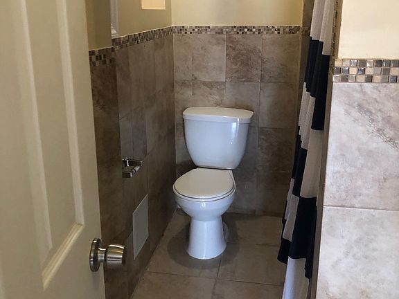 2nd image of 40 64th St APT 6