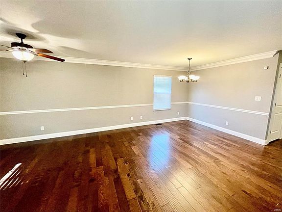 4th image of 932 Chesapeake Junction Ln