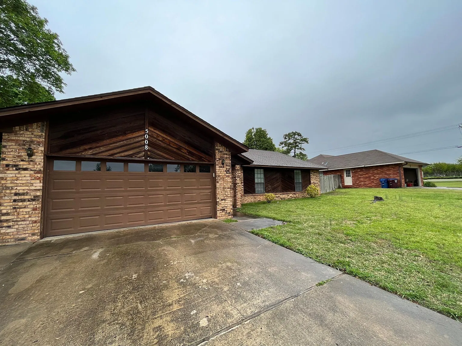 4 bed, 2565 sqft, $1,950 — Photo 3