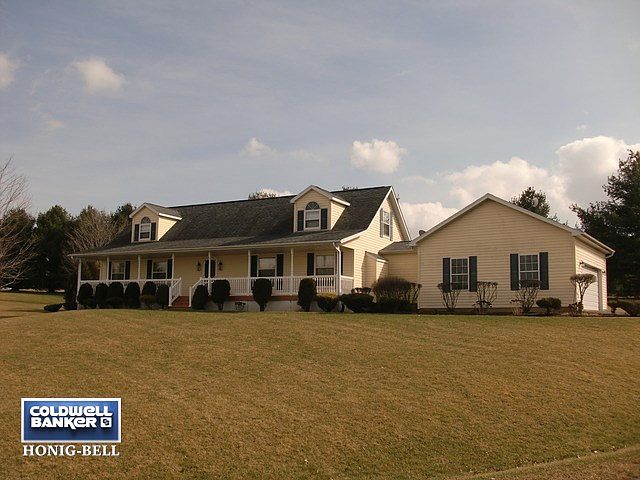 2nd image of 3099 N Silver Ridge Dr